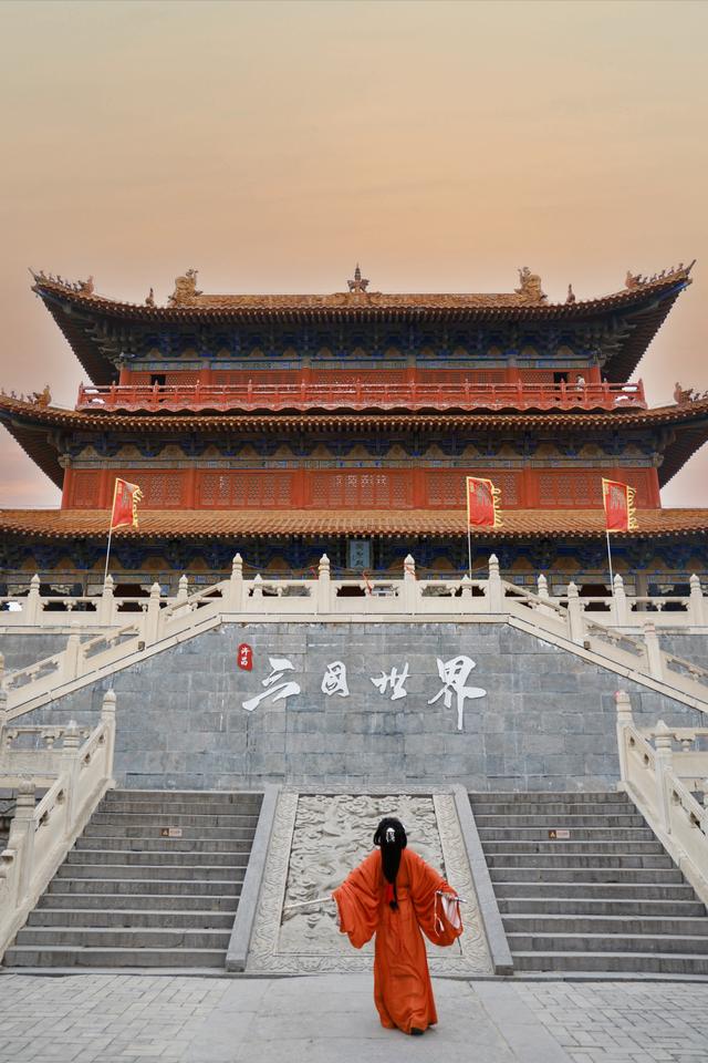 豫见千年 在洛阳、许昌、郑州与开封的时光褶皱里穿行