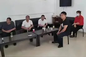 后续！村支书和村主任的关系混乱：两人年纪相差甚远 更多内情曝光图片