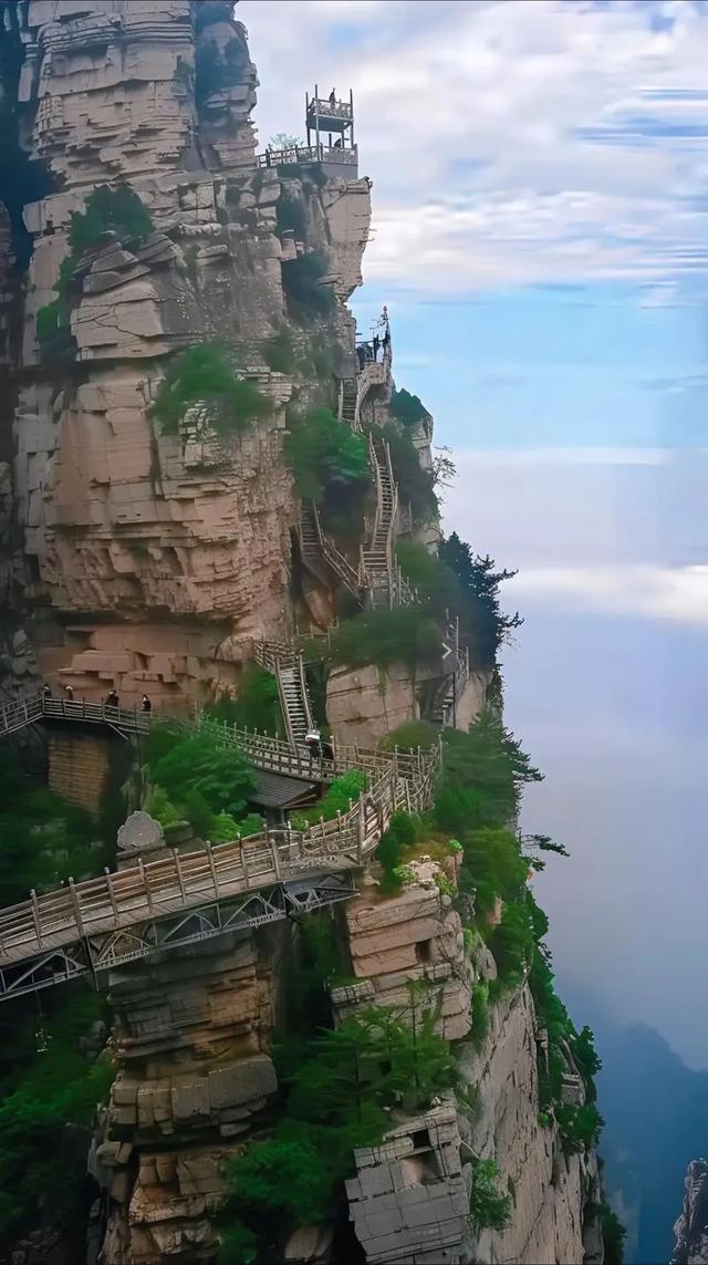 河北旅游必去的10大景点：避暑山庄才排第2，第1名惊艳到骨子里！
