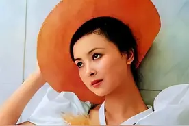 周洁：被誉为最美杨贵妃，花27万美元包机回国，5天后在故土离世图片