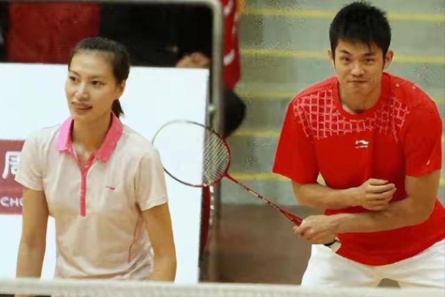 出轨9年后，再看林丹谢杏芳的婚姻	，才明白当初的原谅全是算计