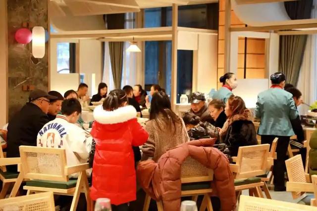 彭州元旦假期迎来开门红!“彭派生活”与市民游客“撞个满怀”