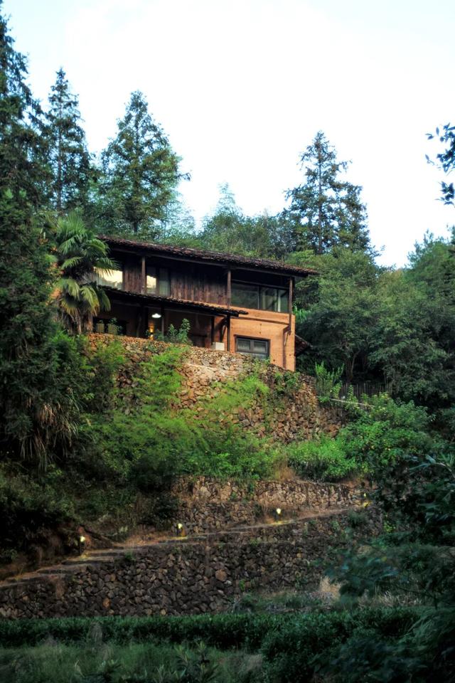 逛古村，喝咖啡，高端的度假就是这么朴实无华