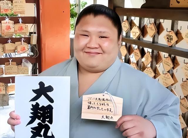 日本一个奇葩的姓氏：不管怎么取名，翻译成中文之后都是在骂自己