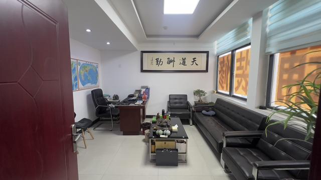 做网站公司服务哪个好？网站制作公司服务哪家强又便宜？