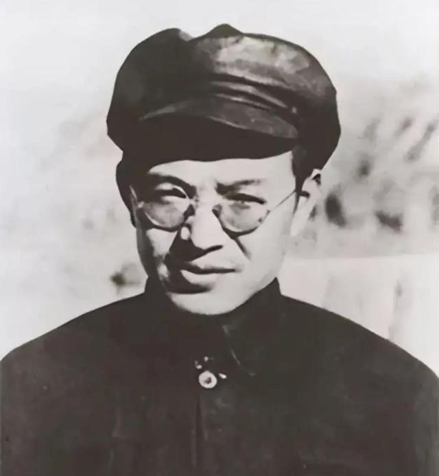 张闻天1945年离开延安，直到1950年在北京现身，这期间他去哪里了