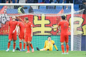 浙江宣传“五问”国足：明明国运昌盛，为何偏偏搞不定一个球？图片