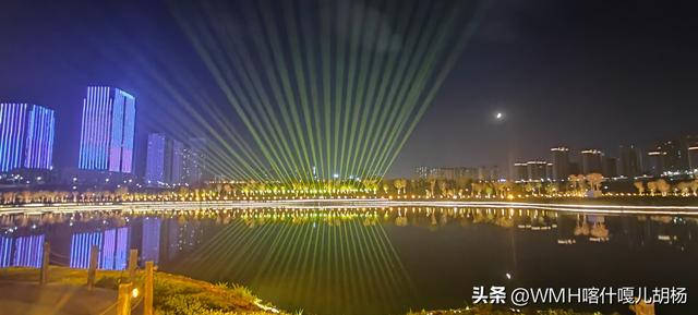 乌鲁木齐市六馆一心～城市灯光秀！