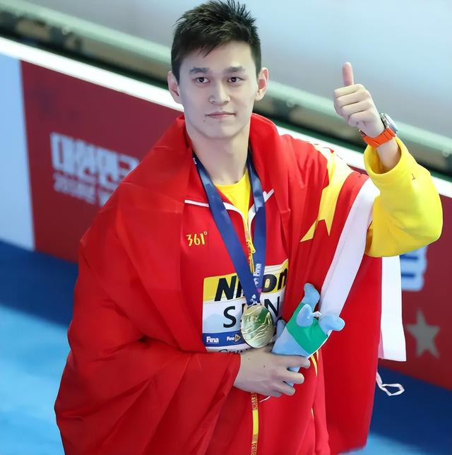 不到72小时，央媒4次点名孙杨，潘展乐的话，终于有人信了