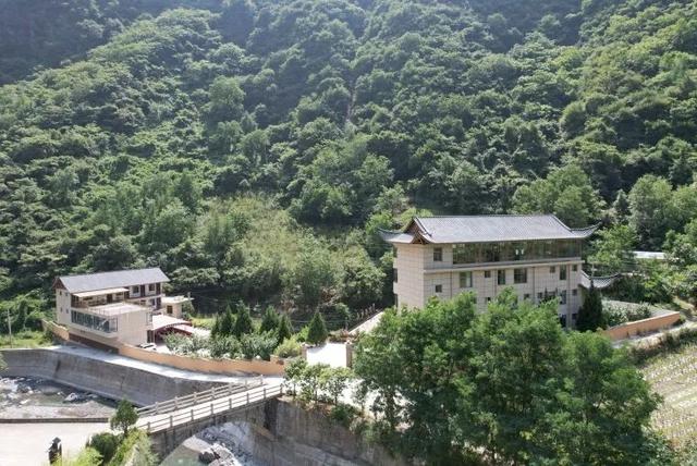超绝盛夏避世指南！这个暑假在白马山寨找回生活本味