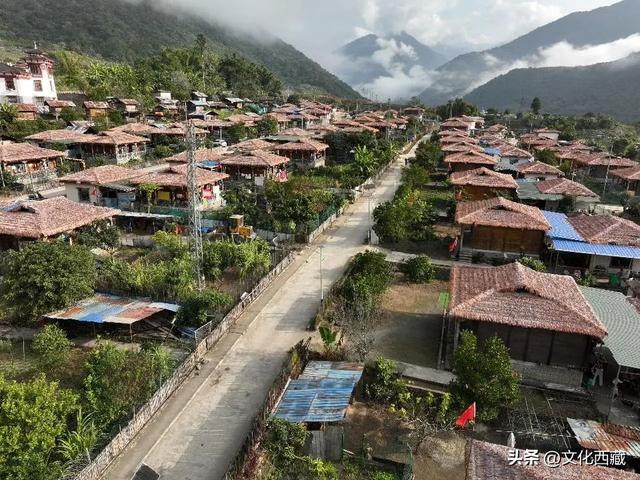 这个中国最后一个通公路的县城！凭什么成为无数人的此生必去？