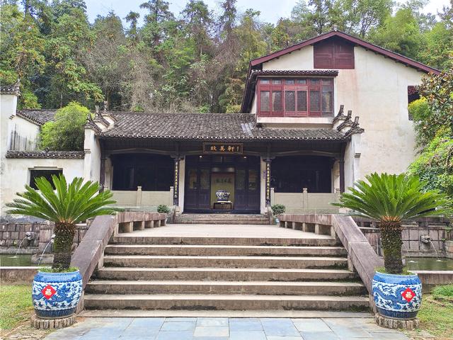 江西五日自由行：北看故宫,南访古窑《十六》(2025·10·30～11·3)