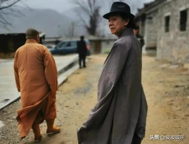 释永信翻车，最惨的不是他，是那个捐了46亿的蔡志忠老爷子！