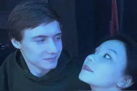 我90后，俄罗斯模特男友第一次去我家，差点和我妈吵架，却不认错图片