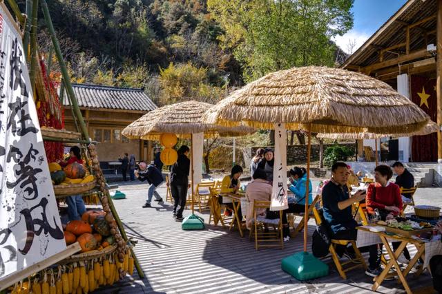 住下来，才懂秦岭的秋：留坝小城5日慢行指南