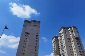 多云带着凉爽再次回归乌鲁木齐~图片