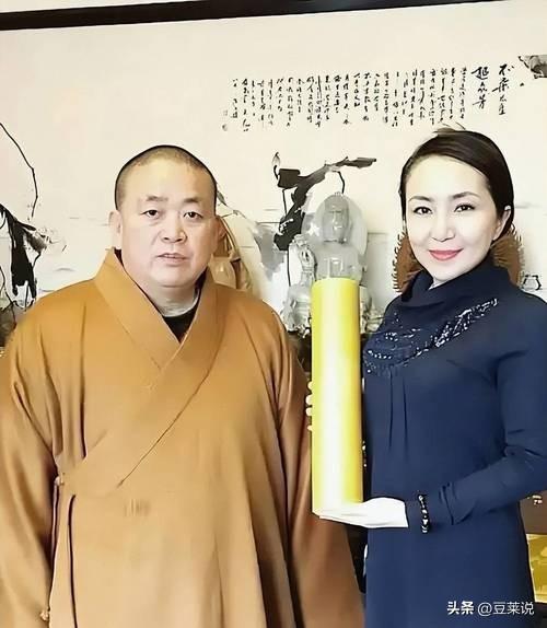 不查不知道一查吓一跳，掌控少林寺38年的释永信，私下到底有多壕