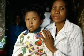 在非洲“淘金”的中国男人，都留下多少私生子？图片