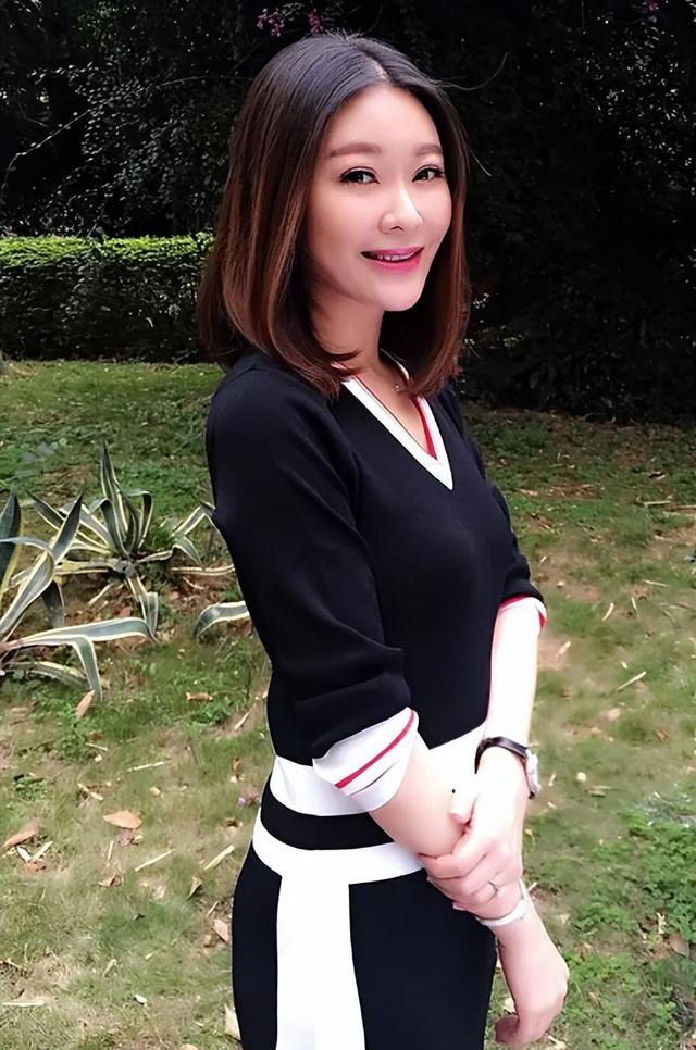 钱再多有什么用？前央视主持王小骞的现状，给所有中年人提了个醒