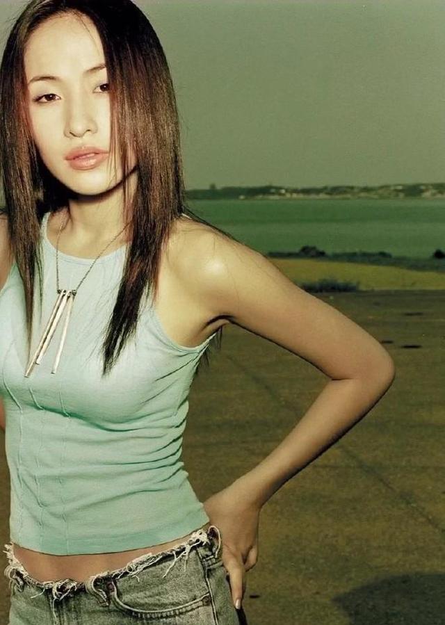 色字头上一把刀，"纵欲过度"的萧亚轩，终是为自己的行为买了单