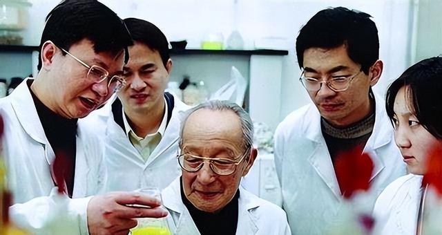 “稀土之父”徐光宪：让中国稀土从“按吨卖”变成“按克算”！