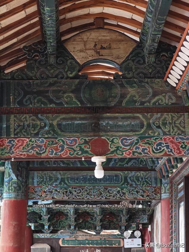 探秘小众古迹，丽江普济寺揭秘，乾隆年间的藏传佛教神秘寺院