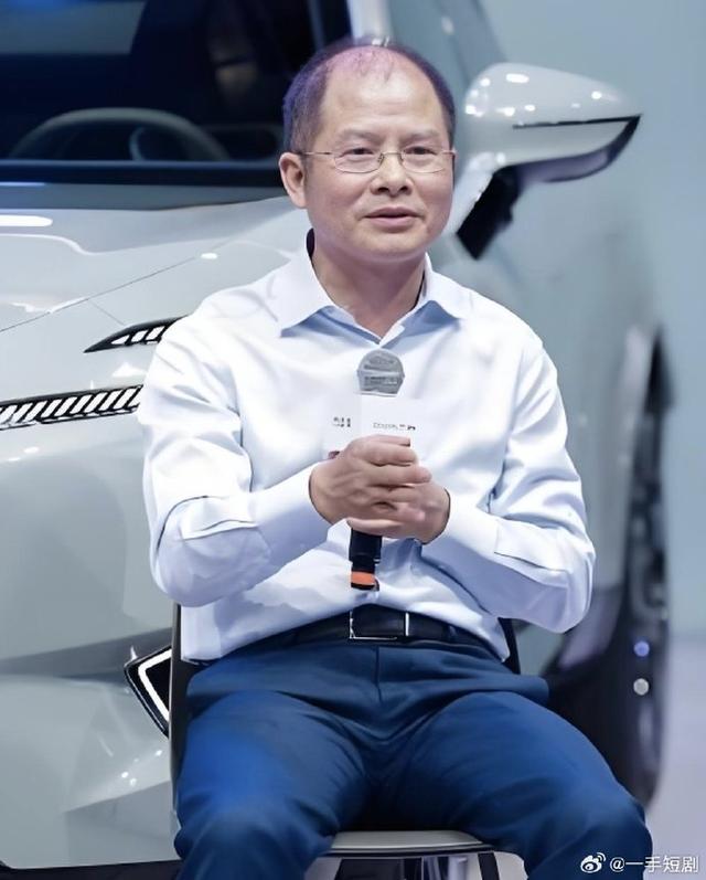 他才是任正非最信任的2号人物！稳居华为权力核心15年，战功赫赫