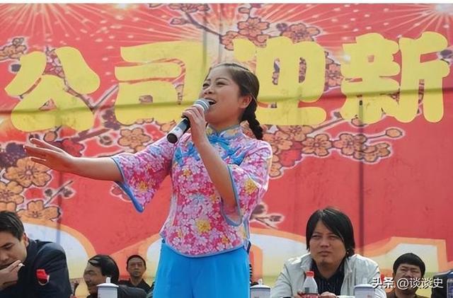 倾家荡产120万上星光大道，惨被淘汰后，负债40万的她如今怎样了