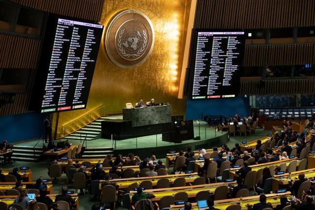 全球最小袖珍国：20分钟就能游览全国，却富得流油，渴望中国原谅
