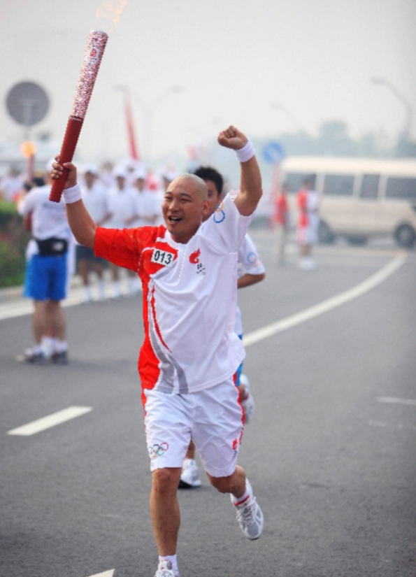 上梁不正下梁歪！他举报释永信，年收入超3.78亿	，妻子是小三上位