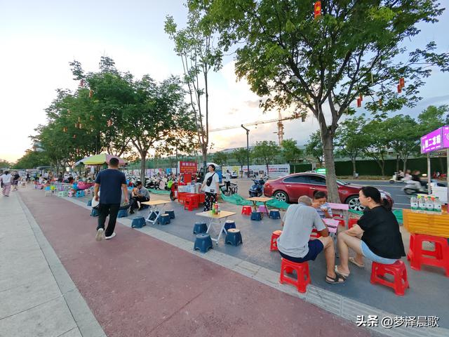 千年古城云梦 繁荣热闹的夜经济