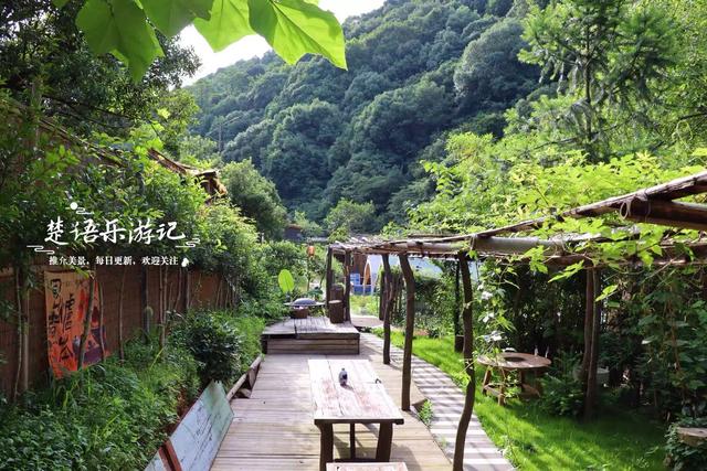 浙江宁波这处风景隐藏在山岙里，堪比桃源秘境，成为周末休闲胜地