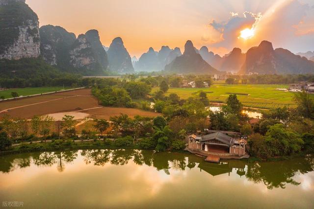 崇左旅游全攻略：山水秘境与中越风情的诗意邂逅