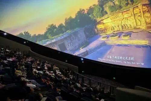 巴渝文化瑰宝 重庆璀璨明珠 ——漫步大足石刻博物馆