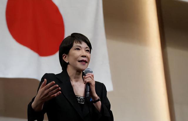 高市早苗在中国面前，按下扩军备战加速键，日本撕下了最后的伪装