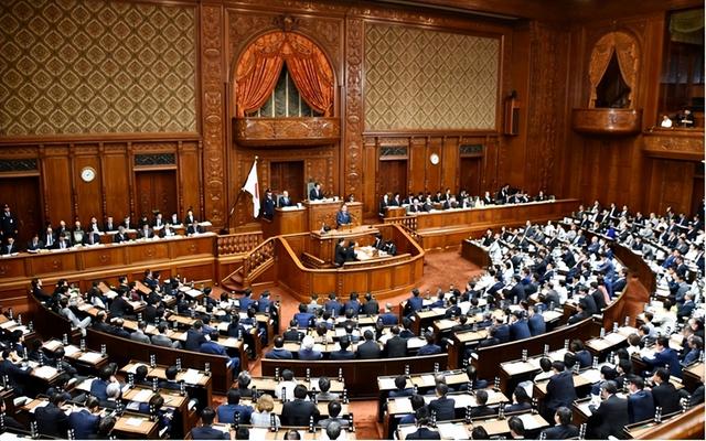 日本政坛巨变，在野党作了重要决定，高市早苗可能当不成首相了