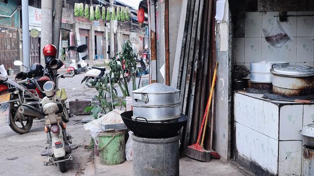 四川小众千年古城，形成于西汉，集市热闹，古寺老院子，生活惬意