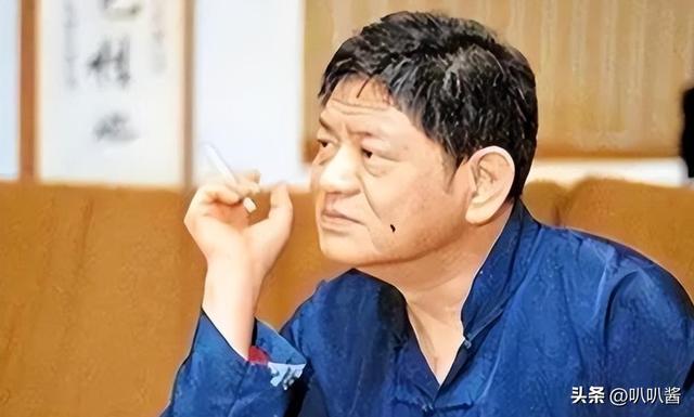 100多位情妇	，包养费上亿元，9女同床却落得个凄凉下场、人财两空