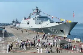 海军将在多地开放30多艘现役舰艇与公众见面，数量型号均超过历次舰艇开放活动图片