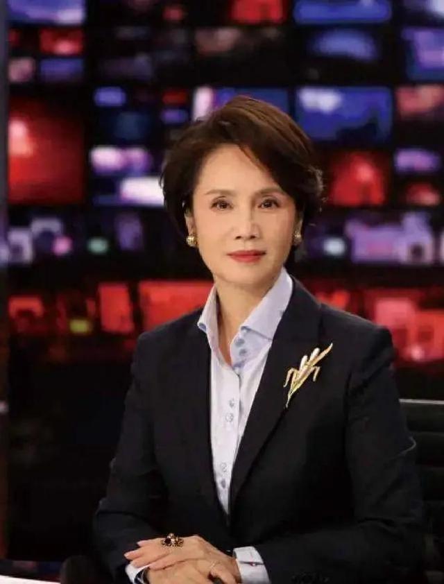 64岁徐俐晒北京小院，和二婚丈夫住农村平房，院子大得能跑步