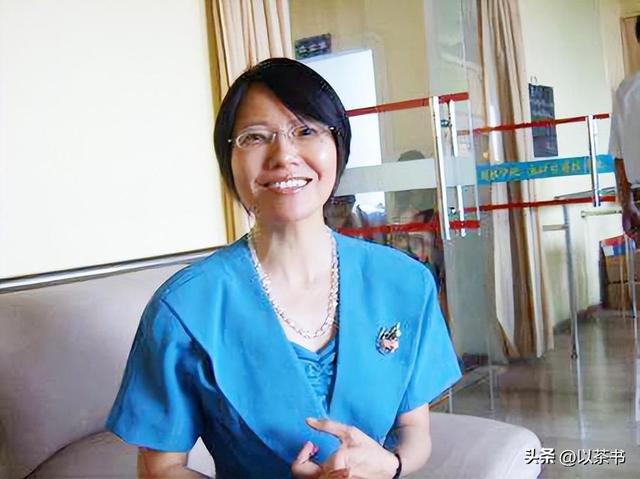 原来她们是聂卫平妻子，第一任棋手	，第二任王刚妹妹 第三任最特别