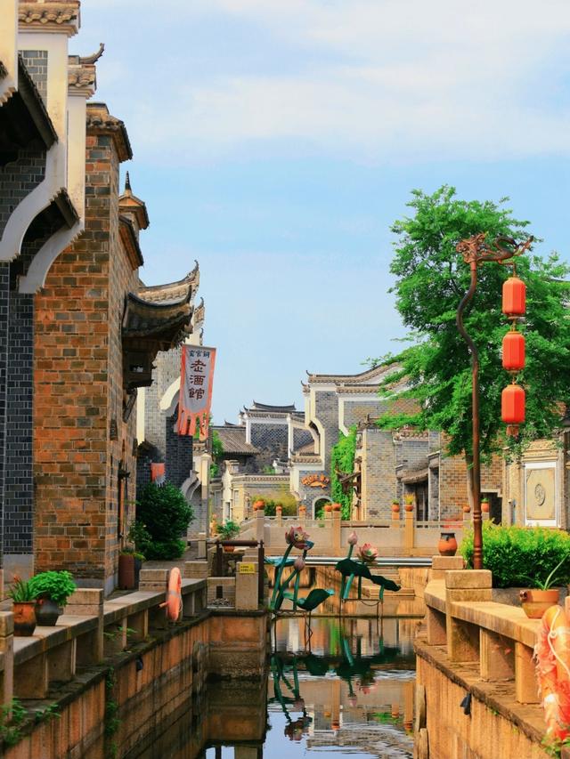 广州人逛了长沙和武汉，直言不讳：长沙和武汉人根本是两种活法！