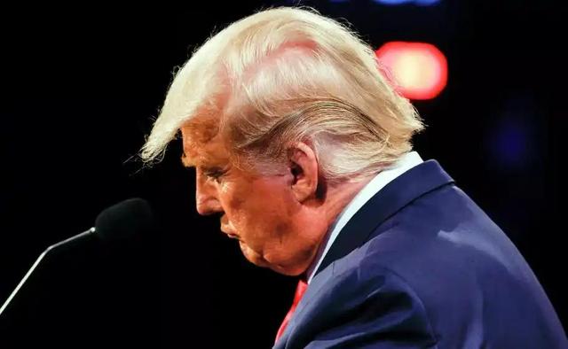 出大事了，俄军突发斩首行动，特朗普意外翻脸，英法德果断下令