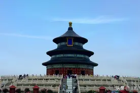 毛主席居住中南海和游泳池，终身未入紫禁城图片