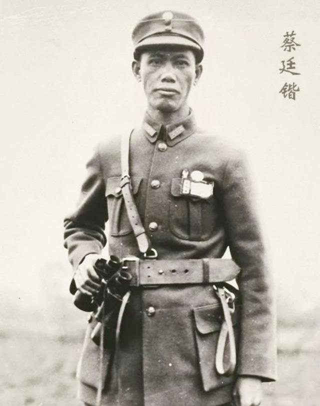 他们仨是杂牌军将领，被俘后都没进功德林，获释的原因却各不相同