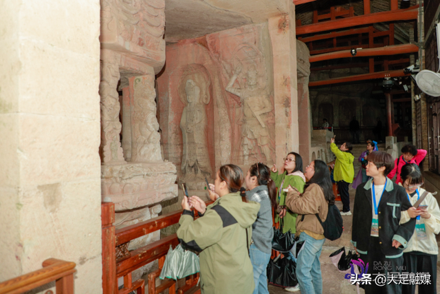 73家福建旅行社代表到大足考察旅行路线 盛赞大足石刻的旅游价值