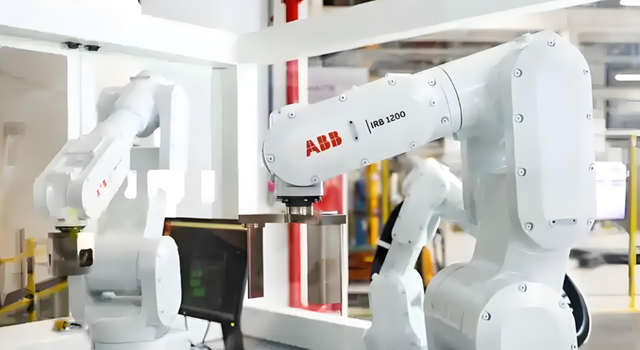 软银补全AI闭环！从ARM到ABB，孙正义的“物理AI”帝国成型？
