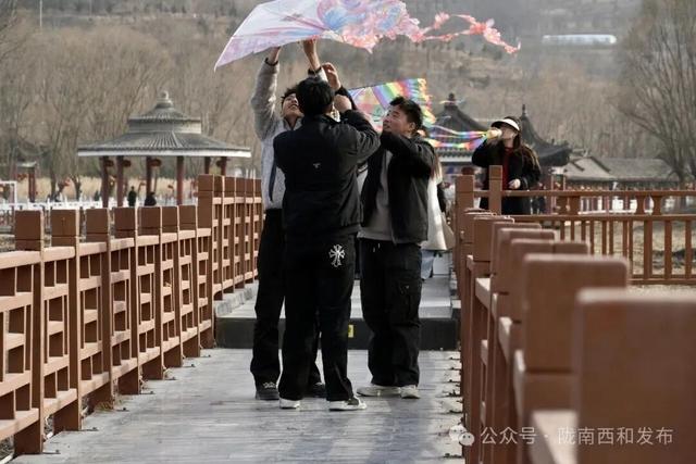 【2026新春走基层】晚霞湖春节迎客2.62万人次 旅游收入同步增长超24%