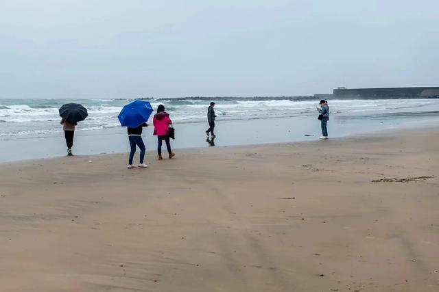 广西广东海南环游（十）存亮湾、硇洲灯塔