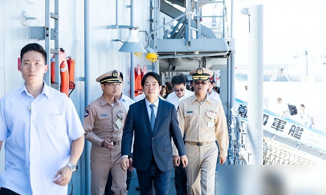 福建舰官宣入列，解放军再次重磅围岛，马英九喊话赖清德和郑丽文